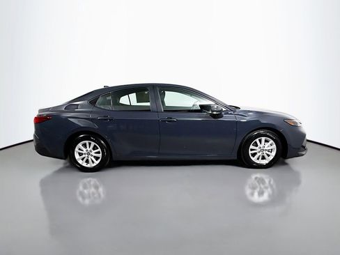 Used 2025 Toyota Camry LE image 8