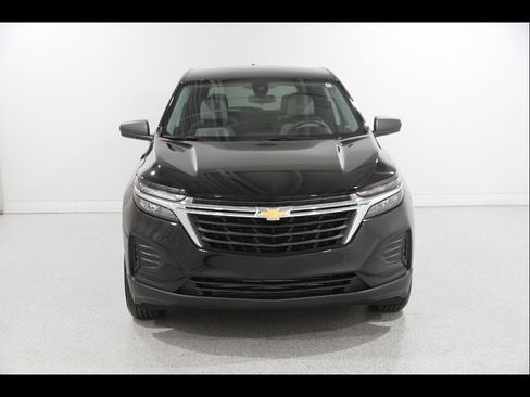 Certified 2024 Chevrolet Equinox LS w/ LS Convenience Package image 2