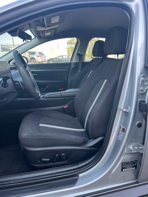 Used 2024 Hyundai Sonata SEL FWD image 28