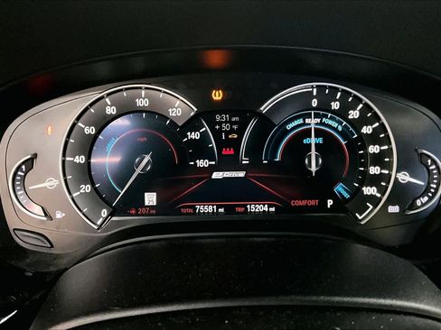 Used 2018 BMW 530e 530e iPerformance image 22