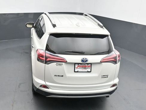Used 2016 Toyota RAV4 Limited image 33