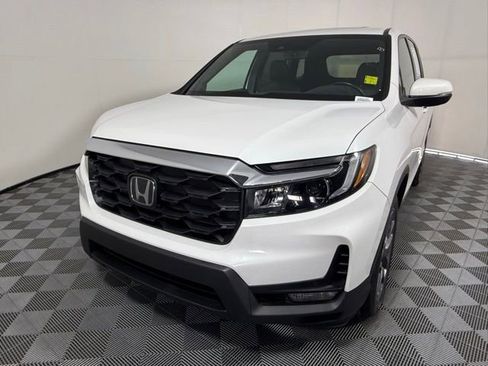 Used 2023 Honda Passport EX-L image 2