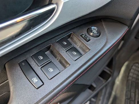 Used 2014 Chevrolet Equinox LT w/ Driver Convenience Package image 15