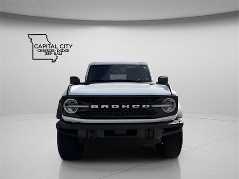 Used 2024 Ford Bronco Wildtrak image 2