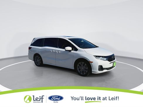 Used 2025 Honda Odyssey Touring image 2