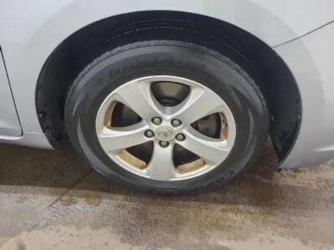 Used 2014 Toyota Sienna LE image 16