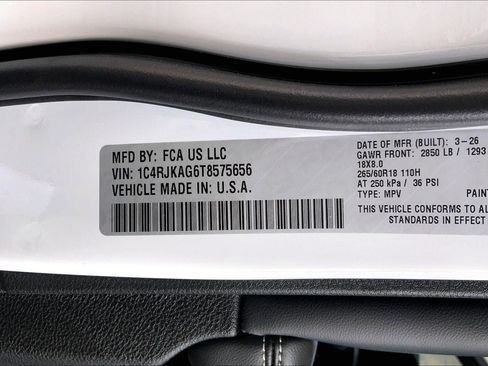 New 2026 Jeep Grand Cherokee L Laredo AWD/4WD image 12