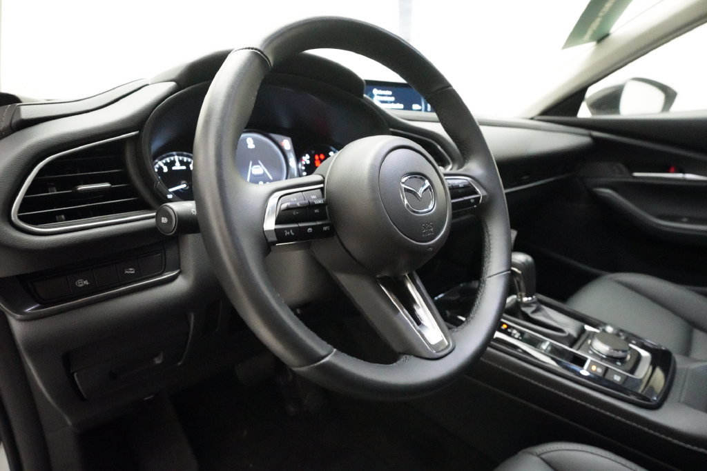 Certified 2025 MAZDA CX-30 AWD 2.5 S w/ Select Sport Pkg image 8