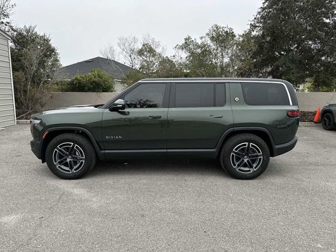 Used 2025 Rivian R1S Adventure image 3
