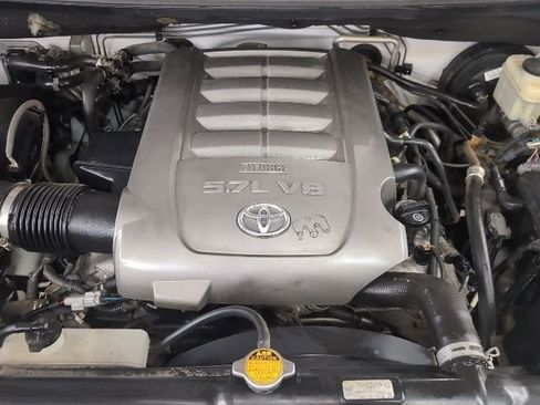 Used 2008 Toyota Sequoia Limited image 27