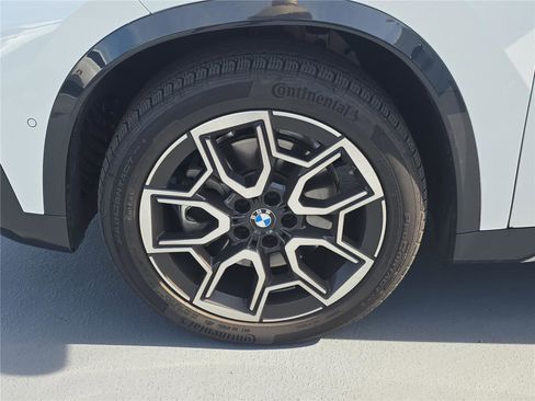Certified 2025 BMW X1 xDrive28i w/ Convenience Package image 7