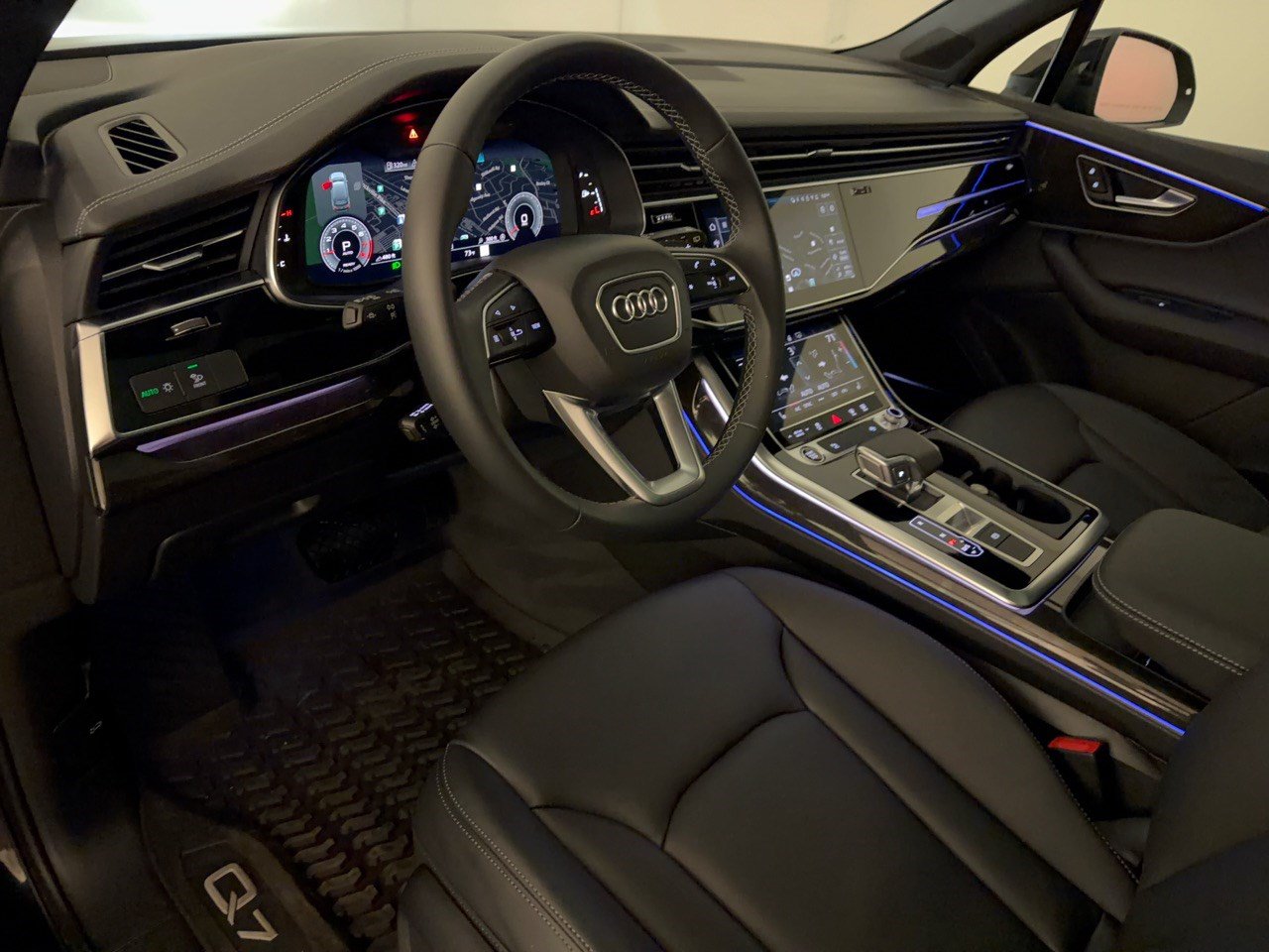 Certified 2026 Audi Q7 2.0T Premium AWD/4WD image 4