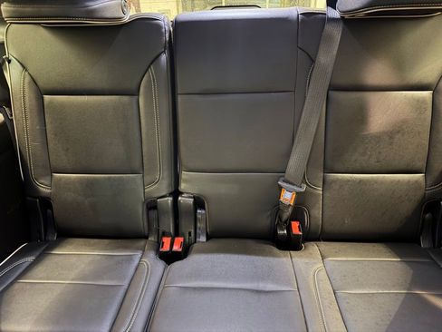 Used 2022 GMC Yukon SLT w/ SLT Luxury Package image 31