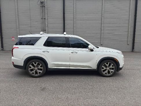 Used 2020 Hyundai Palisade SEL image 2
