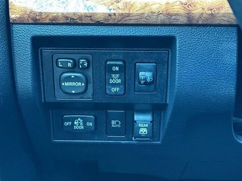 Used 2019 Toyota Tundra 1794 Edition AWD/4WD image 27