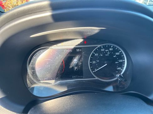 Used 2020 Nissan Kicks SV image 18