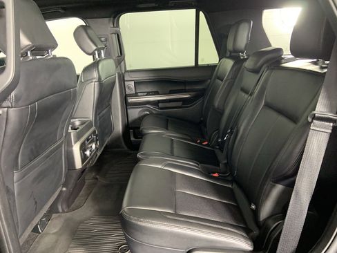 Used 2019 Ford Expedition XLT w/ Equipment Group 202A image 20