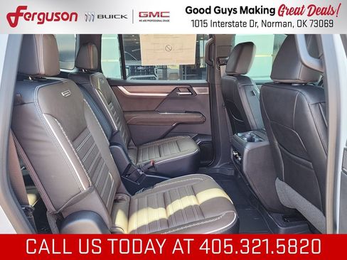 New 2026 GMC Acadia Denali Ultimate w/ LPO, All-Weather Package AWD/4WD image 48