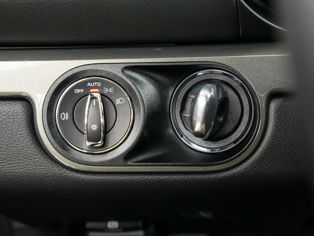 Certified 2025 Porsche 718 Cayman RWD image 22