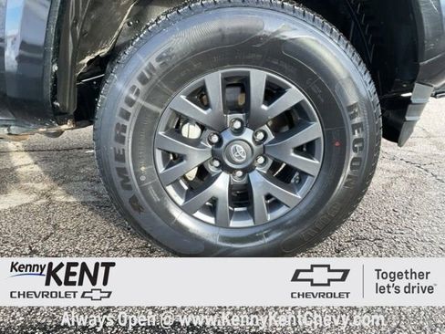 Used 2023 Toyota Tacoma SR5 image 9