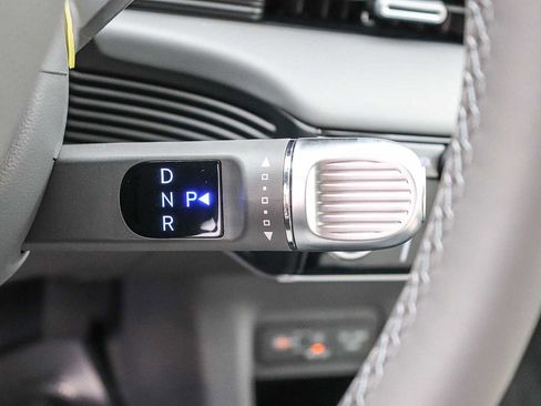 New 2026 Hyundai Ioniq 5 Limited image 28