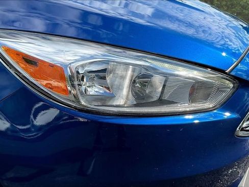 Used 2018 Ford Focus Titanium FWD image 31