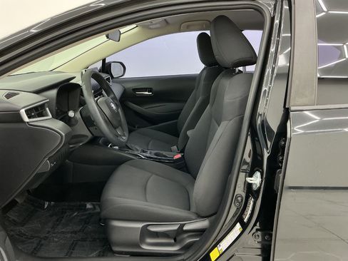 Used 2021 Toyota Corolla LE FWD image 14