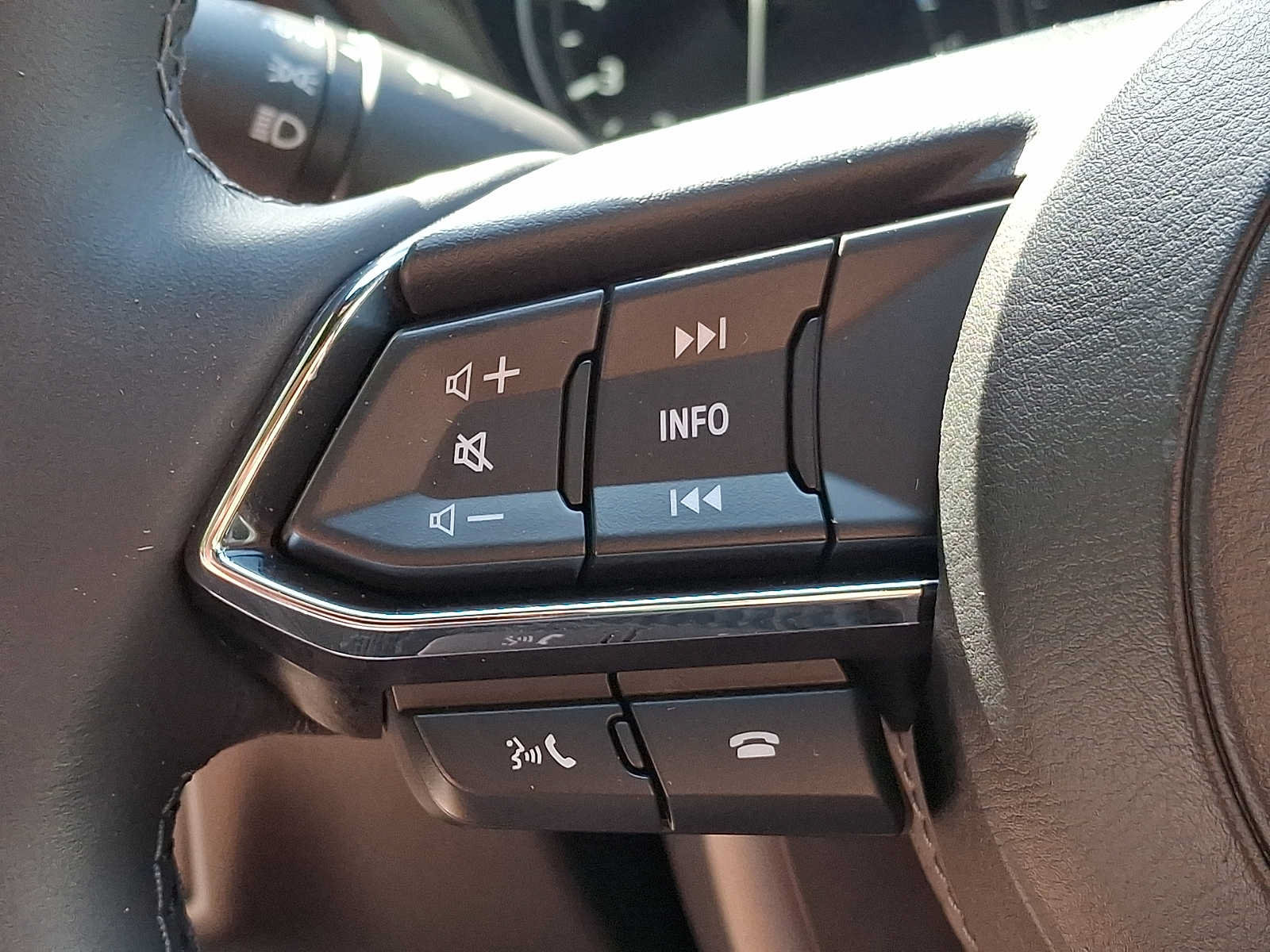 Certified 2024 MAZDA CX-5 Signature AWD/4WD image 18