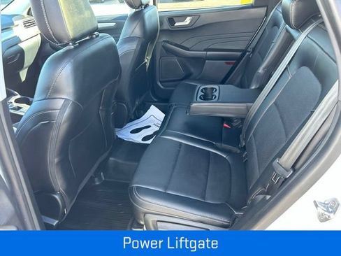 Used 2021 Ford Escape SEL w/ Technology Package AWD/4WD image 9