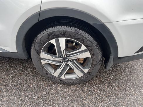 Certified 2022 Kia Sorento SX Prestige image 16