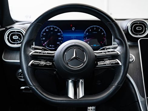 Used 2022 Mercedes-Benz C 300 4MATIC Sedan image 40