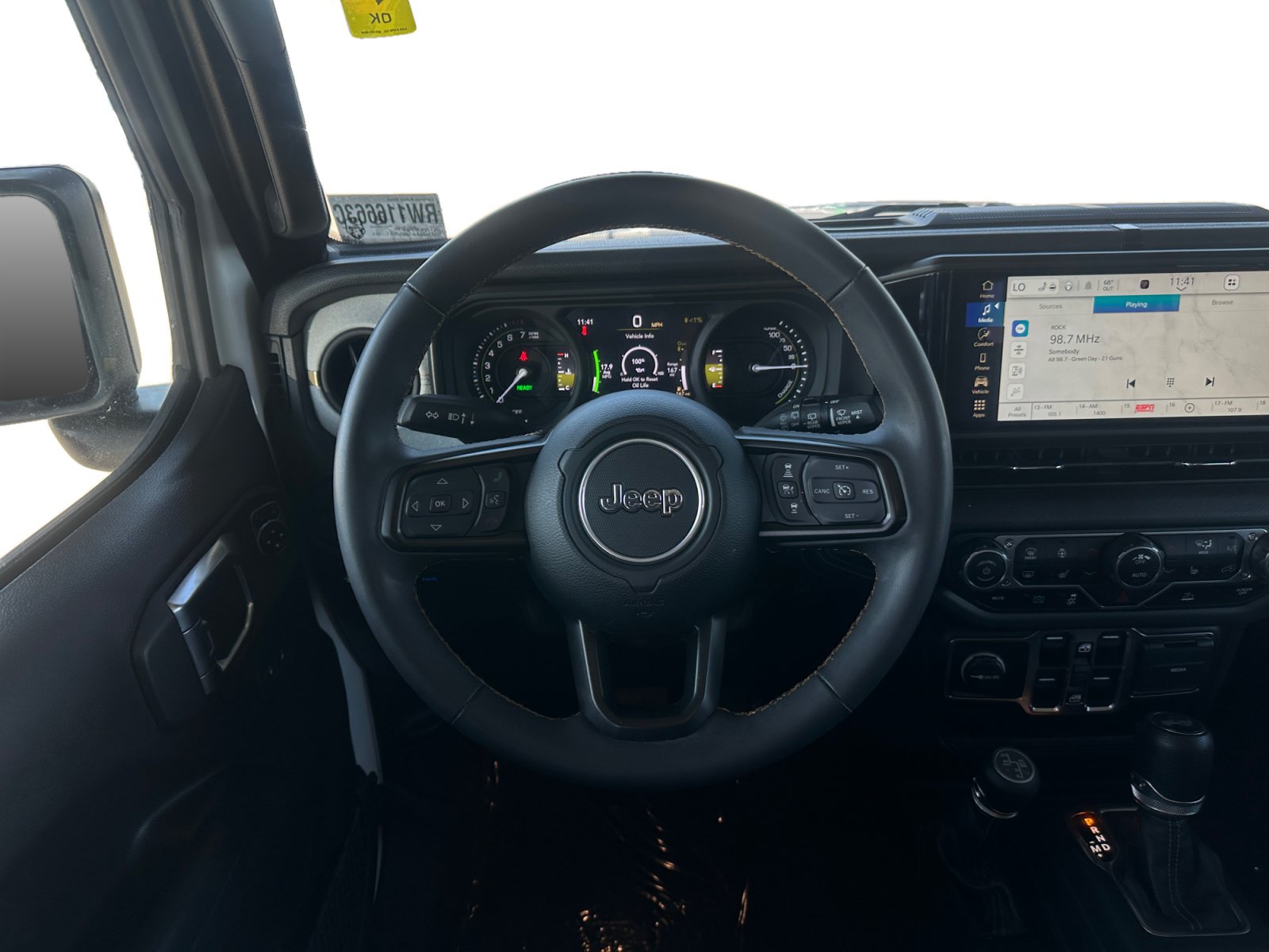 Used 2024 Jeep Wrangler Unlimited w/ Convenience Group AWD/4WD image 12