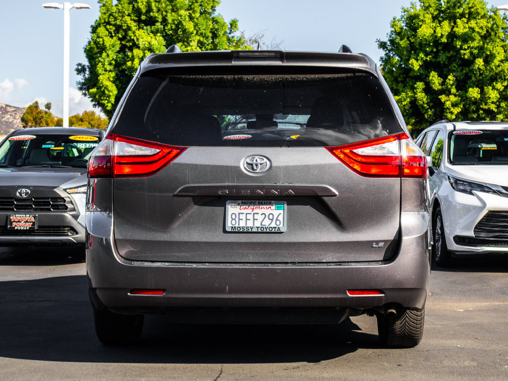 Used 2018 Toyota Sienna LE FWD image 6