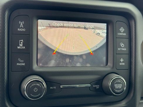 Used 2020 Jeep Wrangler Sport image 19