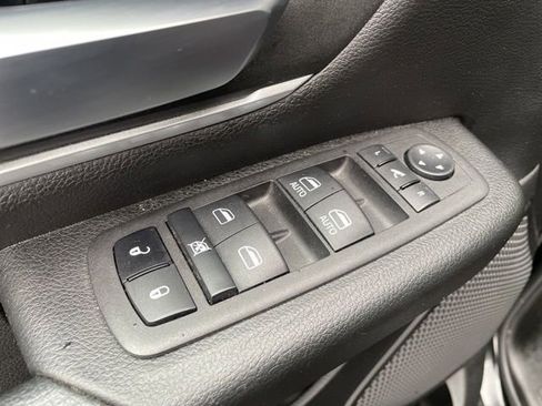 Certified 2023 RAM 1500 Big Horn image 24