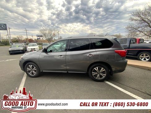 Used 2017 Nissan Pathfinder S image 9