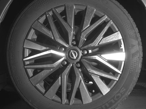 Used 2025 Nissan Altima 2.5 SV image 14