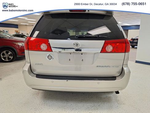 Used 2007 Toyota Sienna FWD image 6