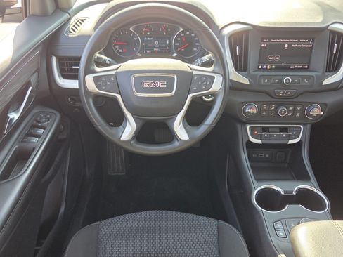Certified 2024 GMC Terrain SLE w/ Driver Convenience Package FWD image 11