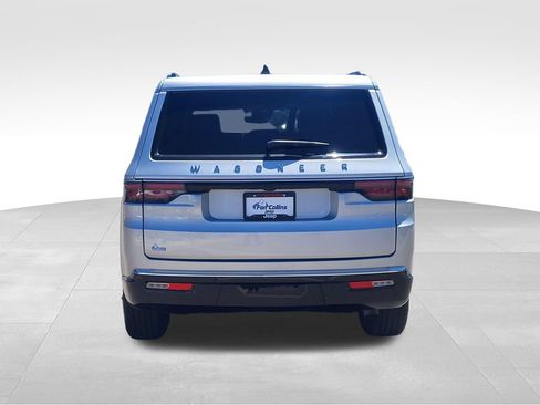 Used 2025 Jeep Wagoneer 4WD image 7