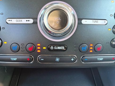 Used 2018 Ford Explorer Platinum AWD/4WD image 26