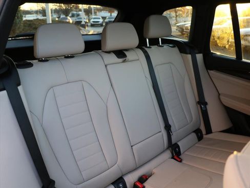 Used 2019 BMW X3 xDrive30i w/ Driving Assistance Package image 9