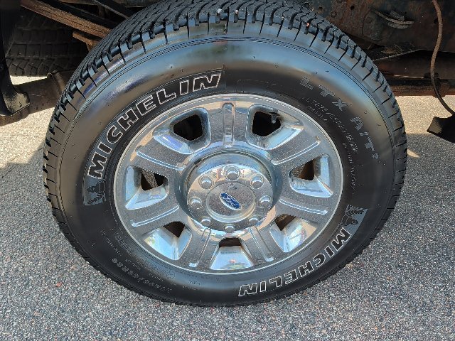 Used 2016 Ford F350 Lariat w/ Lariat Ultimate Package AWD/4WD image 9