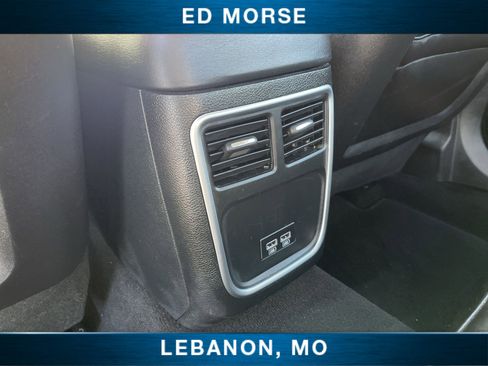 Used 2023 Chrysler 300 Touring L image 20