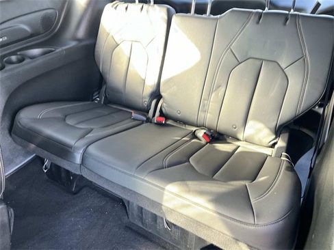 Certified 2019 Chrysler Pacifica Touring-L Plus w/ Advanced Safetytec Group image 20