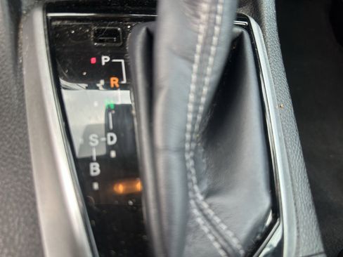 Certified 2017 Toyota Corolla XLE image 9