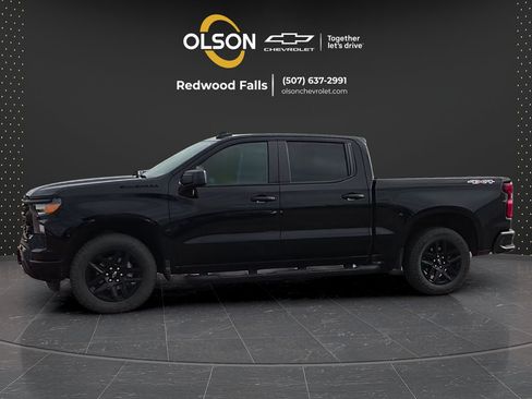 Used 2024 Chevrolet Silverado 1500 Custom w/ Turbomax Blackout Package AWD/4WD image 2