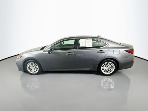Used 2016 Lexus ES 350 w/ Premium Package w/Wood Trim FWD image 4