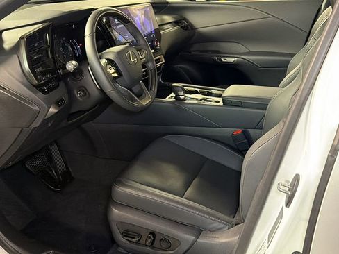 Used 2024 Lexus RX 350 Premium w/ Kick Sensor & Tow Package image 21