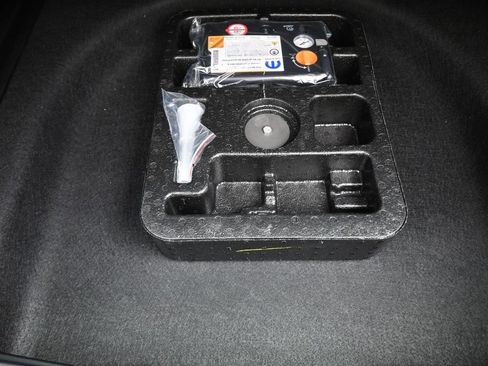 New 2026 Jeep Compass Latitude image 16